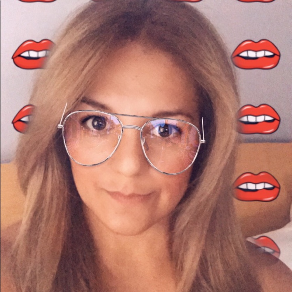 Meet your Posher, Karen
